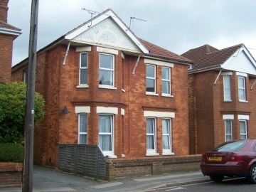 First floor 2 Bed Student Flat to let, Kings Road