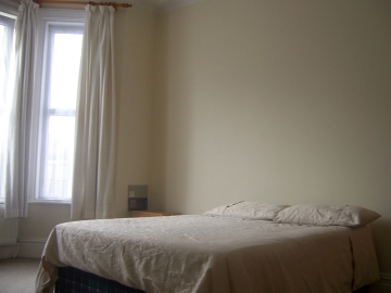 Student Flat A bedroom 2 Kings Road, Bournemouth
